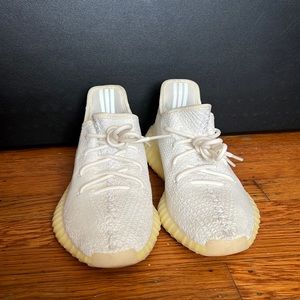 WOMENS SIZE 7 ALL WHITE ADIDAS X YEEZY BOOST 350 v2